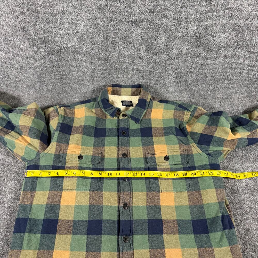 J.Crew BI933 Sherpa Lined Flannel Shirt Jacket Mens L Green Plaid Shacket - Picture 10 of 13